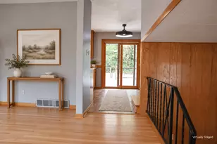 1825 Woodcrest Dr, Saint Paul, MN 55119 - Photo 7