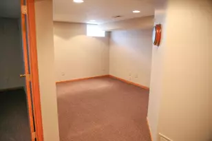1825 Woodcrest Dr, Saint Paul, MN 55119 - Photo 29