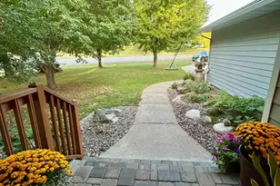 325 Willow St, Mora, MN 55051 - Photo 5