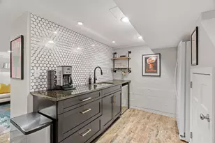 5541 Vincent Ave S, Minneapolis, MN 55410 - Photo 31