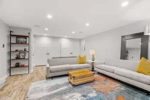 5541 Vincent Ave S, Minneapolis, MN 55410 - Photo 29