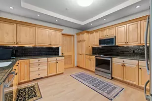 11460 Fairfield Rd W, Minnetonka, MN 55305 - Photo 5