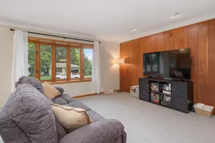 924 Ravine St, Faribault, MN 55021 - Photo 9