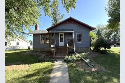 845 12th Street, Windom, MN 56101 - Photo 1