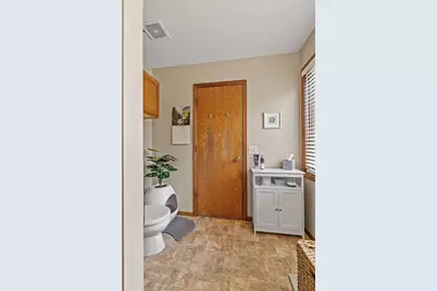 17161 S Shore Lane, Eden Prairie, MN 55346 - Photo 39