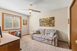 17161 S Shore Ln, Eden Prairie, MN 55346 - Photo 29