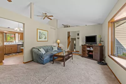 17161 S Shore Lane, Eden Prairie, MN 55346 - Photo 7