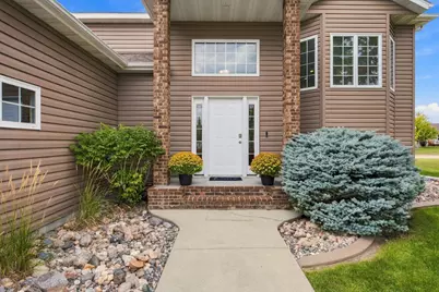 1840 35th Street Circle S, Moorhead, MN 56560 - Photo 3
