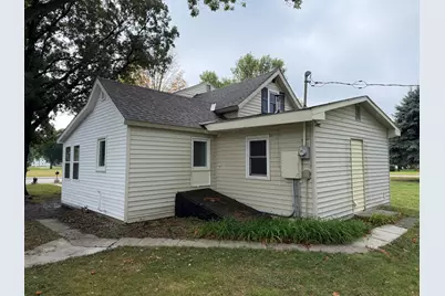 203 4th Street S, De Graff, MN 56271 - Photo 5