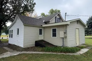 203 4th Street S, De Graff, MN 56271 - Photo 5
