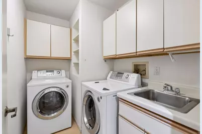 1201 Yale Place #403, Minneapolis, MN 55403 - Photo 17