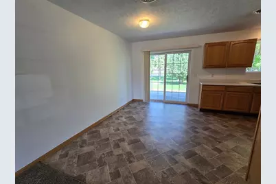163 Ridgeview Drive, Pipestone, MN 56164 - Photo 7