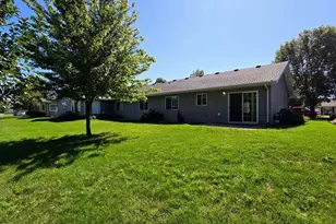 163 Ridgeview Dr, Pipestone, MN 56164 - Photo 27
