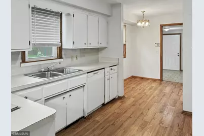 6213 Chowen Avenue N, Brooklyn Center, MN 55429 - Photo 11