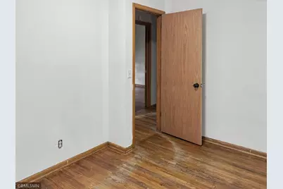 6213 Chowen Avenue N, Brooklyn Center, MN 55429 - Photo 7