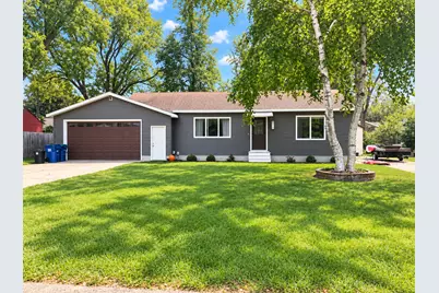 810 Hanson Road, La Crosse, WI 54603 - Photo 1