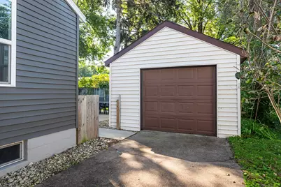 810 Hanson Road, La Crosse, WI 54603 - Photo 25