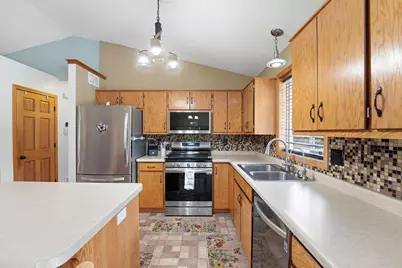 11249 Laura Circle, Becker, MN 55308 - Photo 5