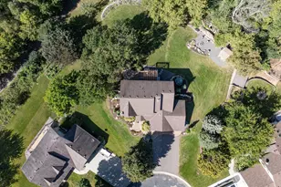 8610 Valley View Ct, Chanhassen, MN 55317 - Photo 59
