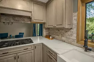 8610 Valley View Ct, Chanhassen, MN 55317 - Photo 13