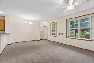 11323 Chisholm Cir NE, Blaine, MN 55449 - Photo 11