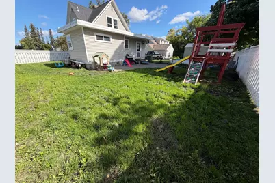 308 Center Street E, Roseau, MN 56751 - Photo 23