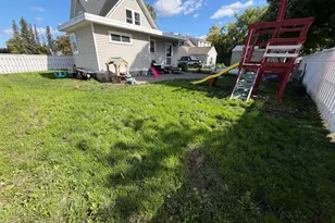 308 Center St E, Roseau, MN 56751 - Photo 23