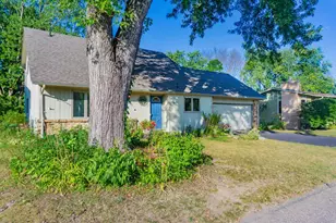 110105 Arboretum Way, Chaska, MN 55318 - Photo 1