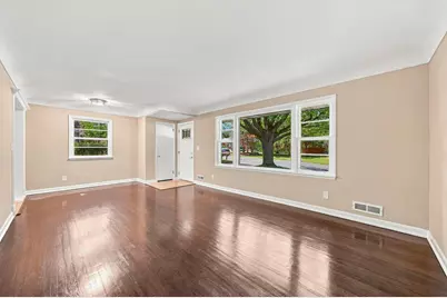 14925 Deerwood Drive, Burnsville, MN 55306 - Photo 3
