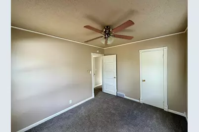 1009 19th Street N, Moorhead, MN 56560 - Photo 5