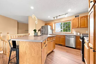 10693 Karston Avenue NE, Albertville, MN 55301 - Photo 7