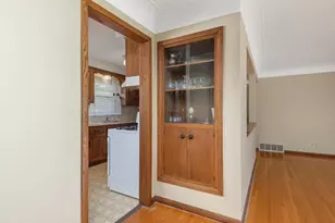 6314 Vincent Ave S, Richfield, MN 55423 - Photo 7