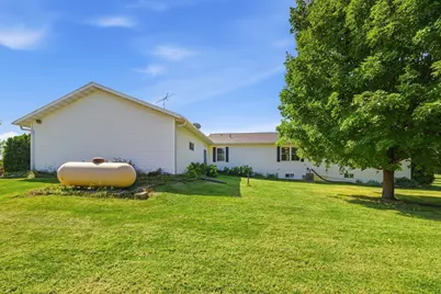 2048 Division Street E, Buffalo, MN 55313 - Photo 25