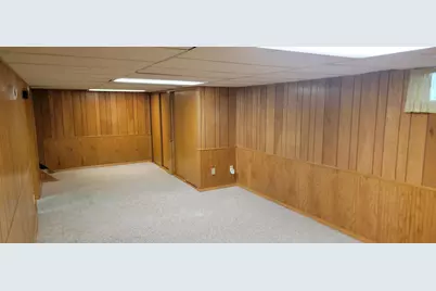 1014 Saint Peter Avenue, Albert Lea, MN 56007 - Photo 15