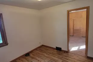 1014 St Peter Ave, Albert Lea, MN 56007 - Photo 13