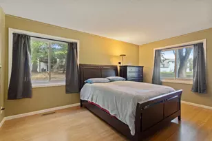 4334 Evergreen Dr, Vadnais Heights, MN 55127 - Photo 13