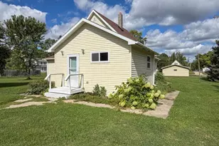 356 Oak St, Gonvick, MN 56644 - Photo 3