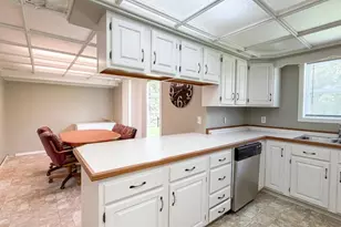 356 Oak St, Gonvick, MN 56644 - Photo 9