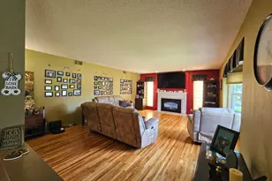 620 8 1/2 Street S, Virginia, MN 55792 - Photo 9