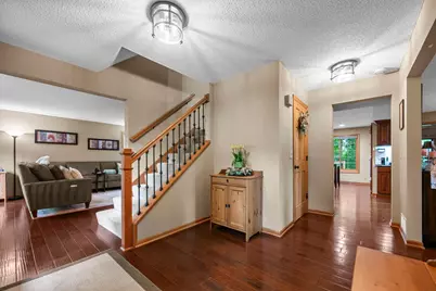 12500 Dorchester Trail, Apple Valley, MN 55124 - Photo 5