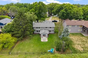 9182 Rosewood Ln N, Maple Grove, MN 55369 - Photo 23