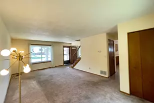3235 Hamlet Dr, Woodbury, MN 55125 - Photo 7
