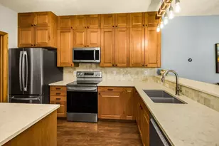 1944 Mockingbird Ave, Shakopee, MN 55379 - Photo 11