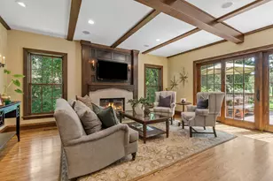249 Hawthorne Rd, Hopkins, MN 55343 - Photo 11