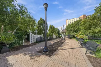 500 E Grant Street #709, Minneapolis, MN 55404 - Photo 27