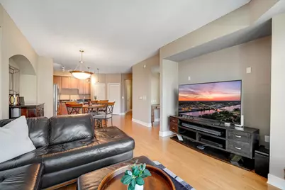 500 E Grant Street #709, Minneapolis, MN 55404 - Photo 3