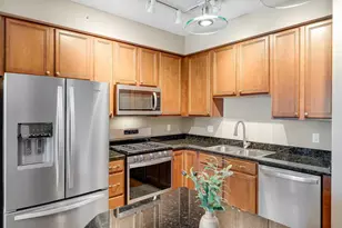 500 E Grant St, Minneapolis, MN 55404 - Photo 7