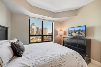 500 E Grant Street #709, Minneapolis, MN 55404 - Photo 13