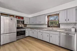 6509 Edgemont Blvd N, Brooklyn Park, MN 55428 - Photo 9
