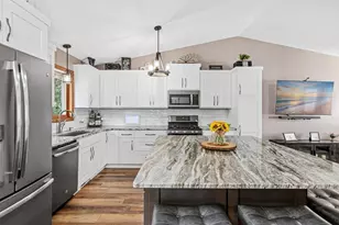1347 Benson Blvd E, Stillwater, MN 55082 - Photo 3